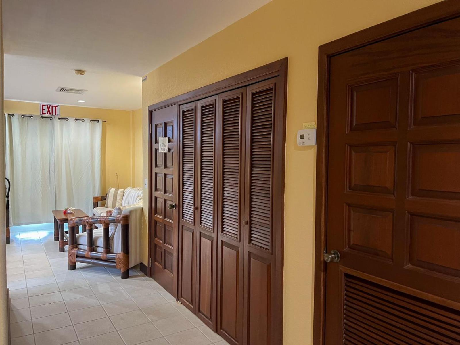 Miramar Villas Resort San Pedro  Exteriér fotografie